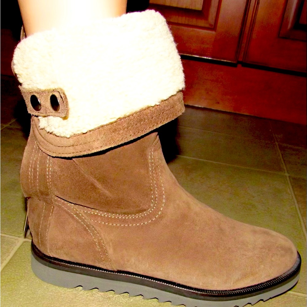 Sherpa lined suede leather ankl boots